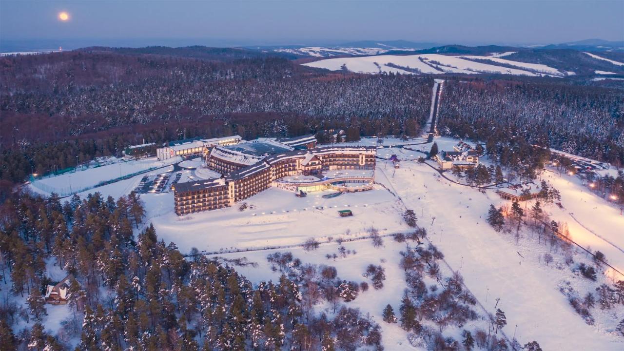 Hotel Arłamów Exterior foto